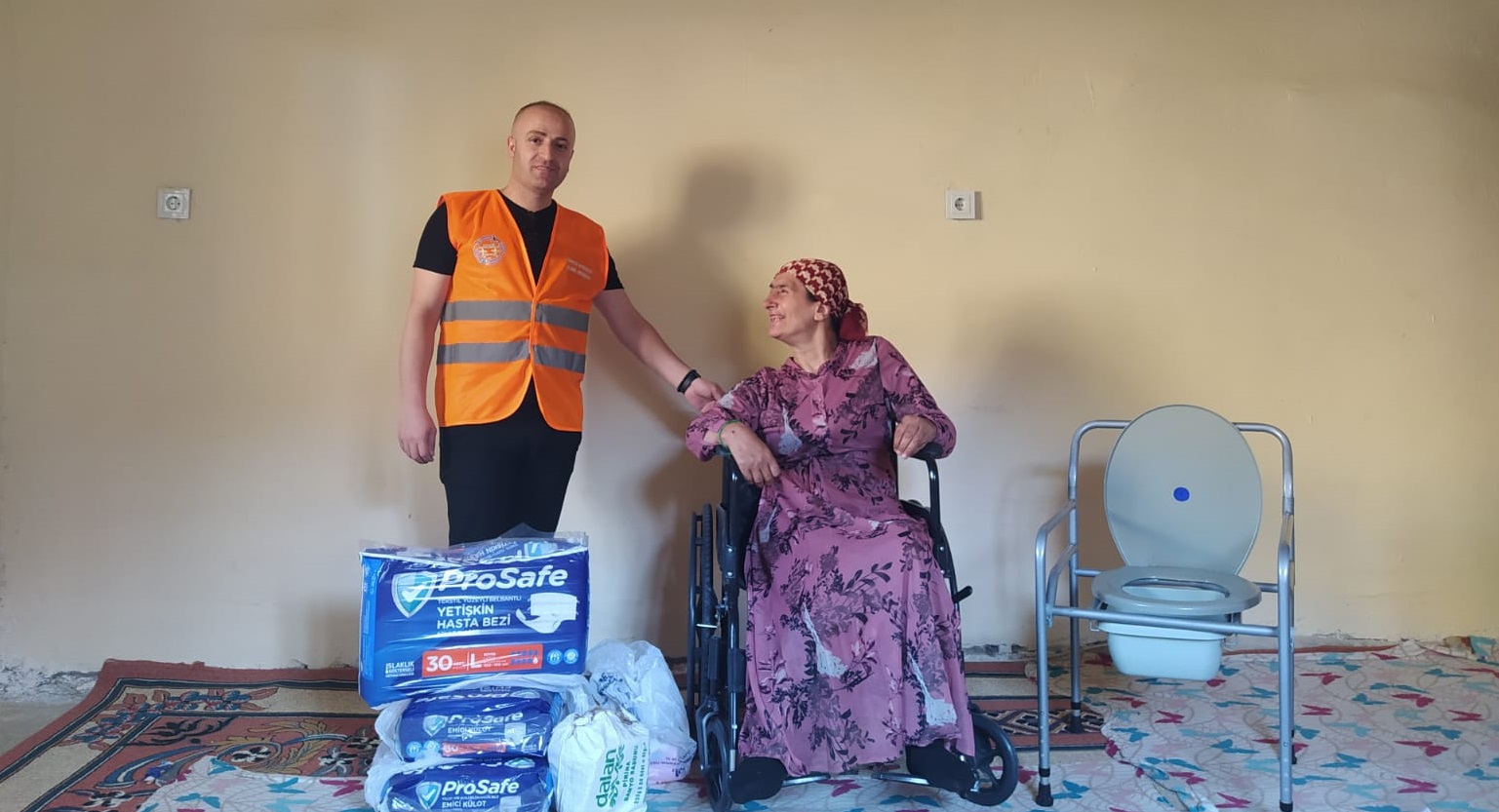 Başkan Aydoğdu, engellileri sevindirmeye devam ediyor