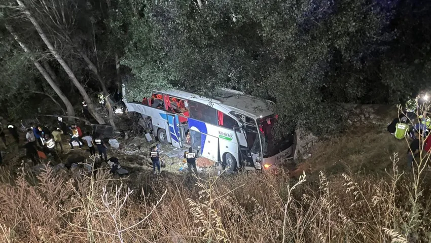 Yozgat'ta yolcu otobüsü kaza yaptı: 11 kişi öldü, 20 kişi yaralandı
