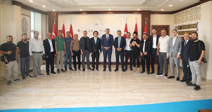 Gazetecilerden Vali Çelik'e Tebrik Ziyareti