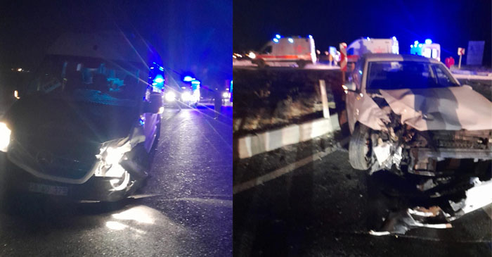 Hakkari-Van kara yolunda iki araç kafa kafaya çarpıştı: 10 yaralı