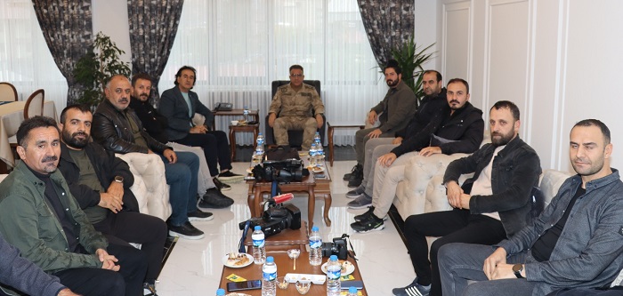 Gazetecilerden İl Jandarma Komutanı’na hayırlı olsun ziyareti