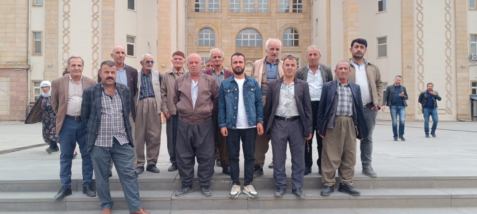 Hakkari'de tapu tepkisi bitmiyor!