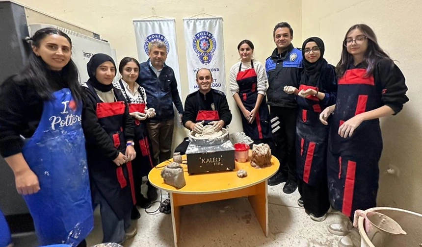 Yüksekova'da 40 öğrenciye 3 dalda kurs verildi