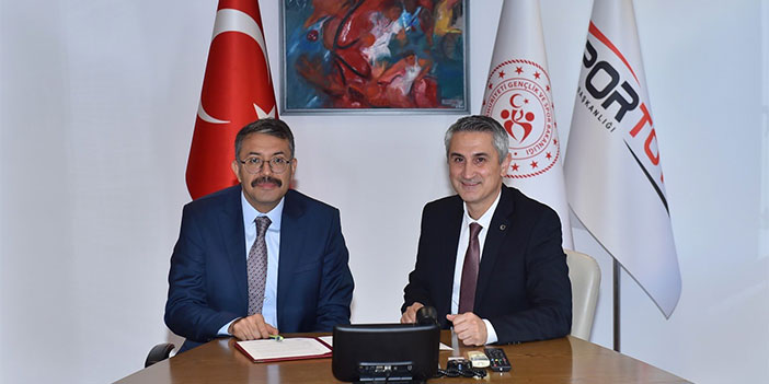 Ankara'da Hakkari sporu için önemli imza