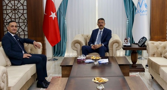 Tarhan'dan Vali Çelik'e ziyaret