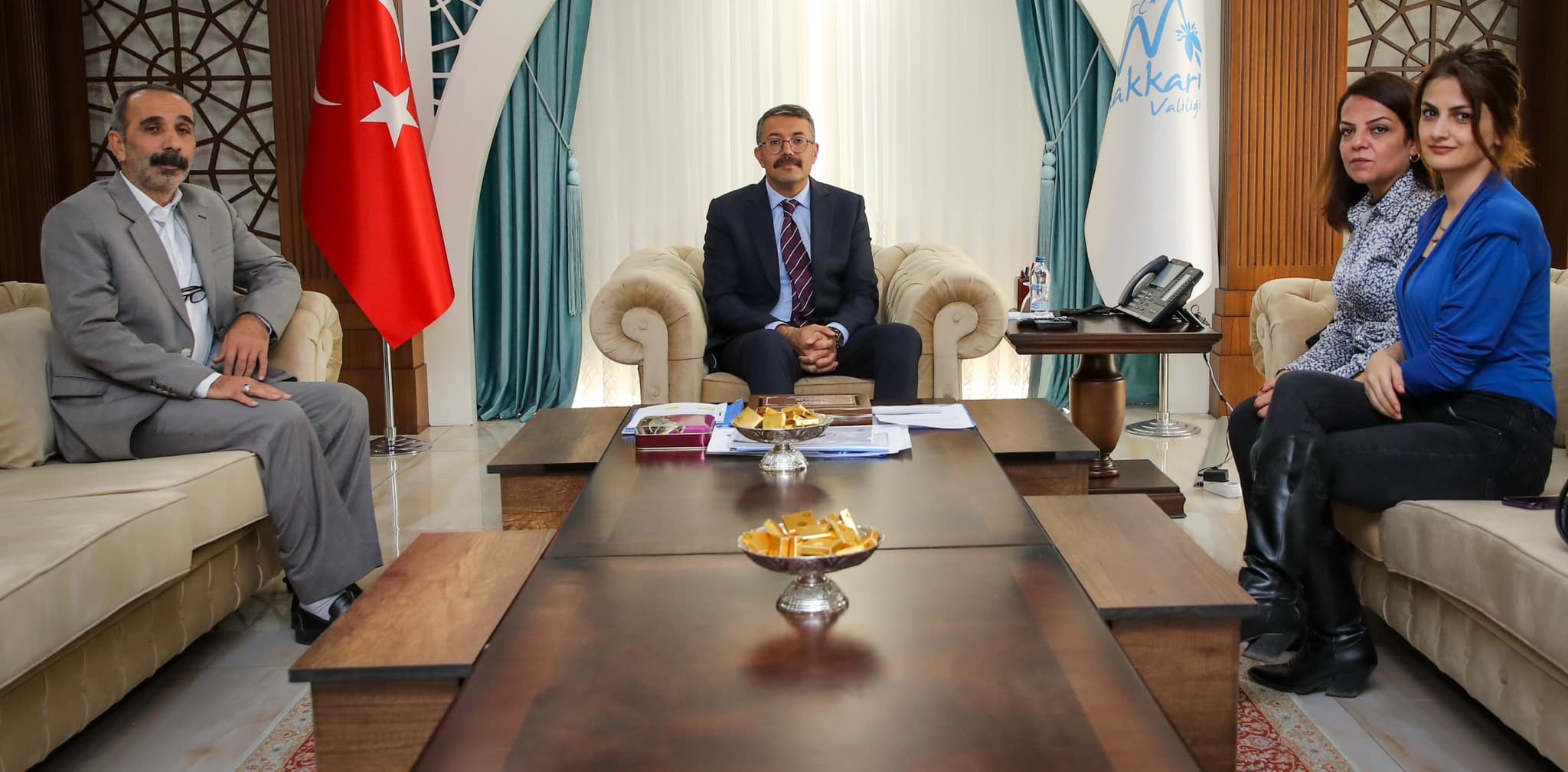 Hakkari İHD, Vali Çelik'i ziyaret etti