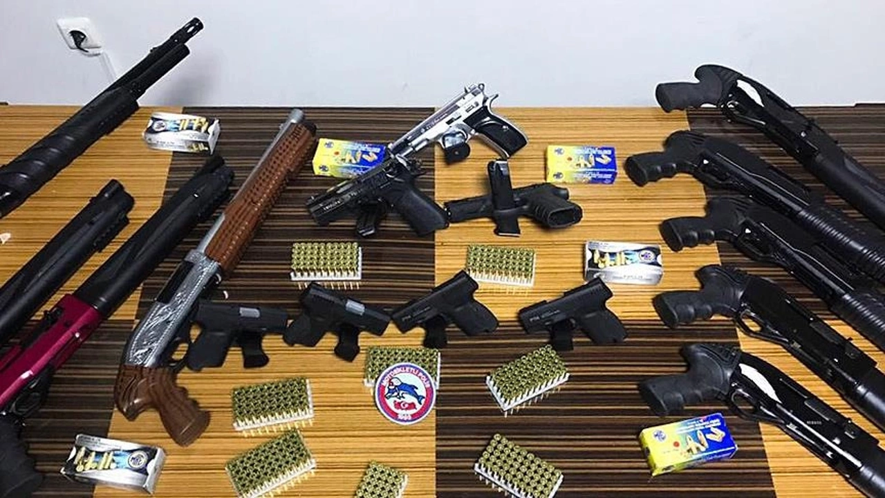 Hakkari ve 65 ilde operasyon: 715 gözaltı