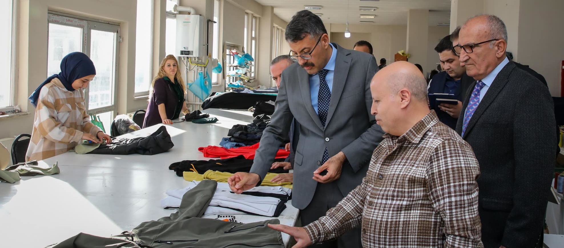 Vali Çelik, Hakkari İŞGEM  ziyaret etti