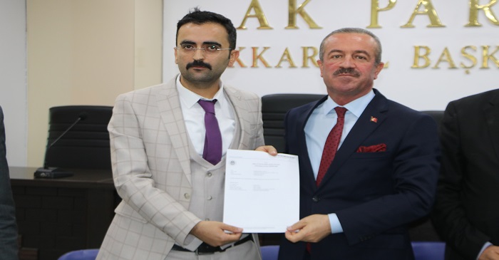 Ömer Ak, Çukurca belediye başkan aday adaylığı başvurusunda bulundu