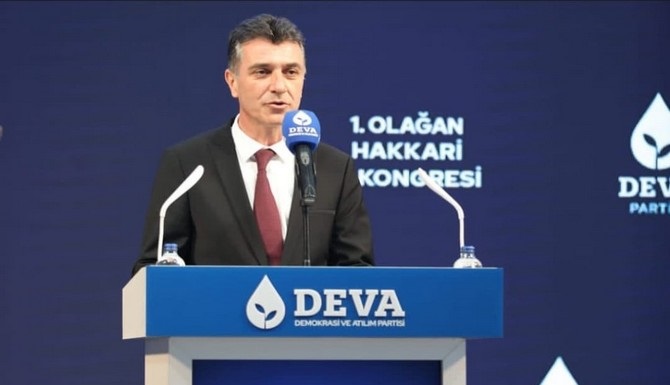 Deva Partisi Hakkari İl Başkanı Piruzbeyoğlu: İstifa etmedim görevimin başındayım