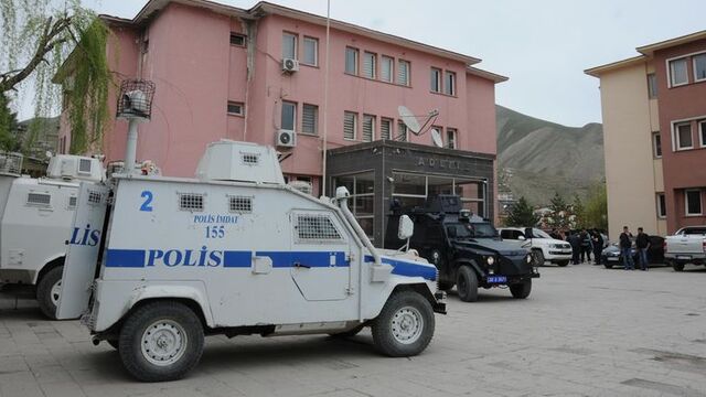Hakkari ve 10 ilde operasyon: 52 gözaltı!
