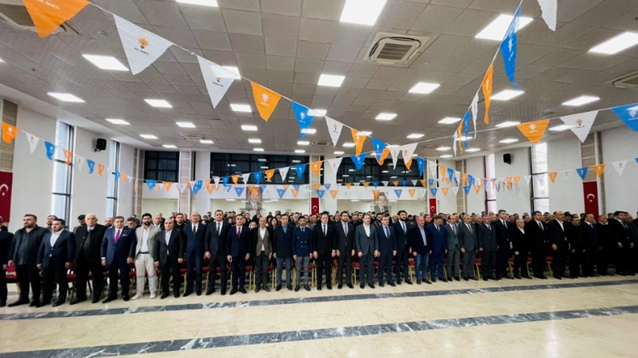 AK Parti Hakkari’de temayül yoklaması yaptı