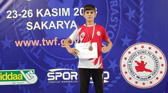 Hakkarili sporcu Türkiye birincisi oldu