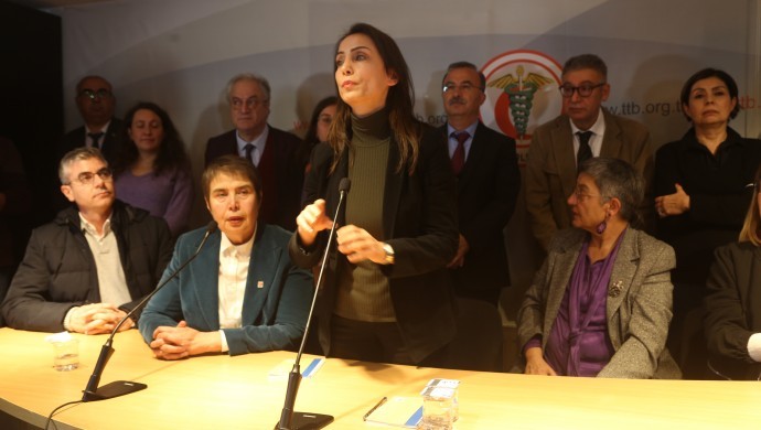 Hatimoğulları: Hiçbir kayyım zihniyetini doğru bulmuyoruz