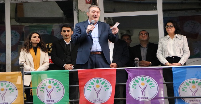 HEDEP Eş genel başkanı Bakırhan Hakkâri’de konuştu