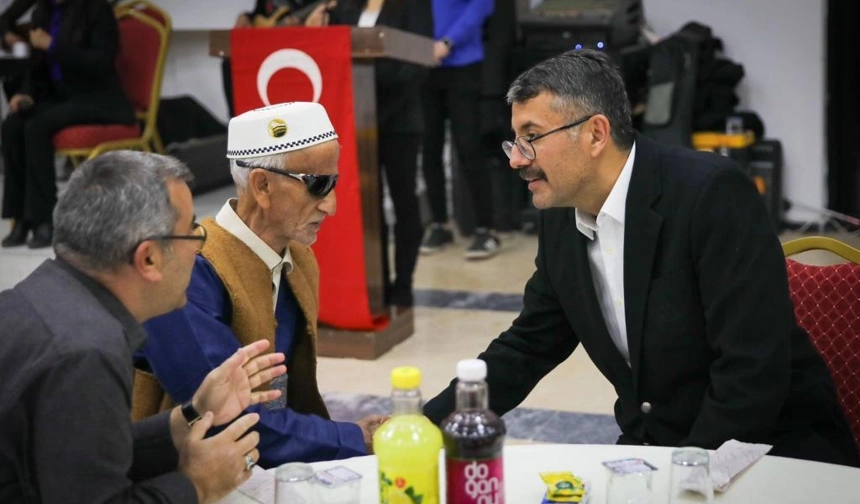 Vali Çelik, Engelli vatandaşlarla programda buluştu