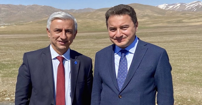 Korkmaz, Deva Merkez ilçe başkanlığından istifa etti