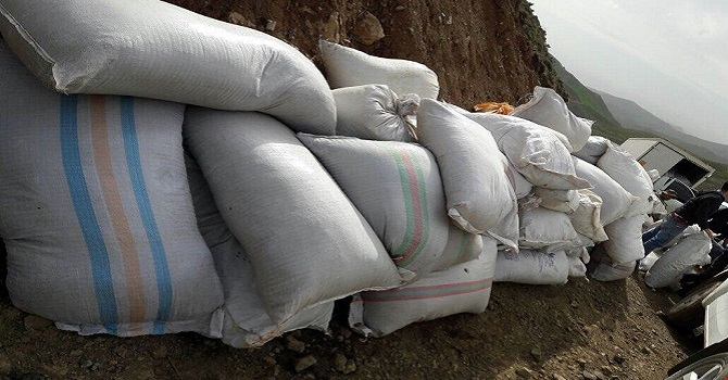 Yüksekova'da 3 bin 500 kg  kaçak çay ele geçirildi