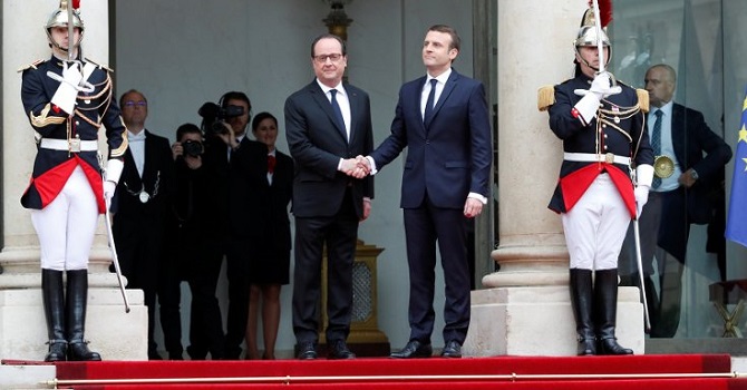 Macron, cumhurbaşkanlığı koltuğunu devralıyor