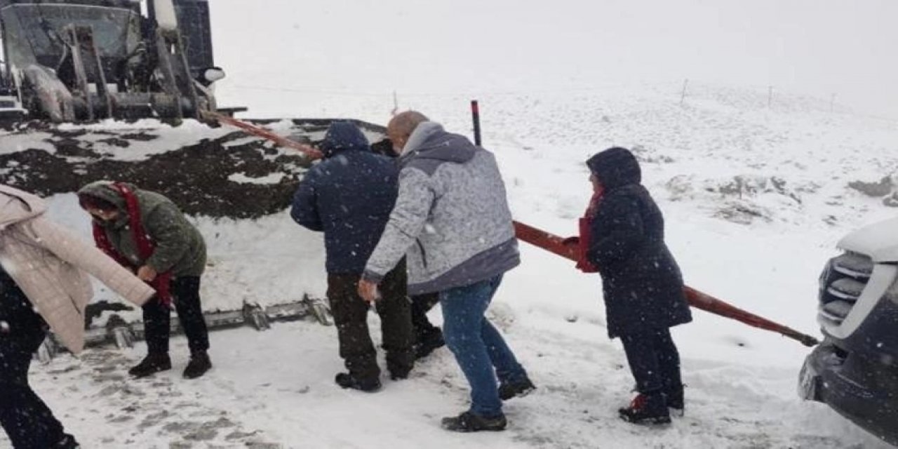 Yerli turist kafilesi mahsur kaldı