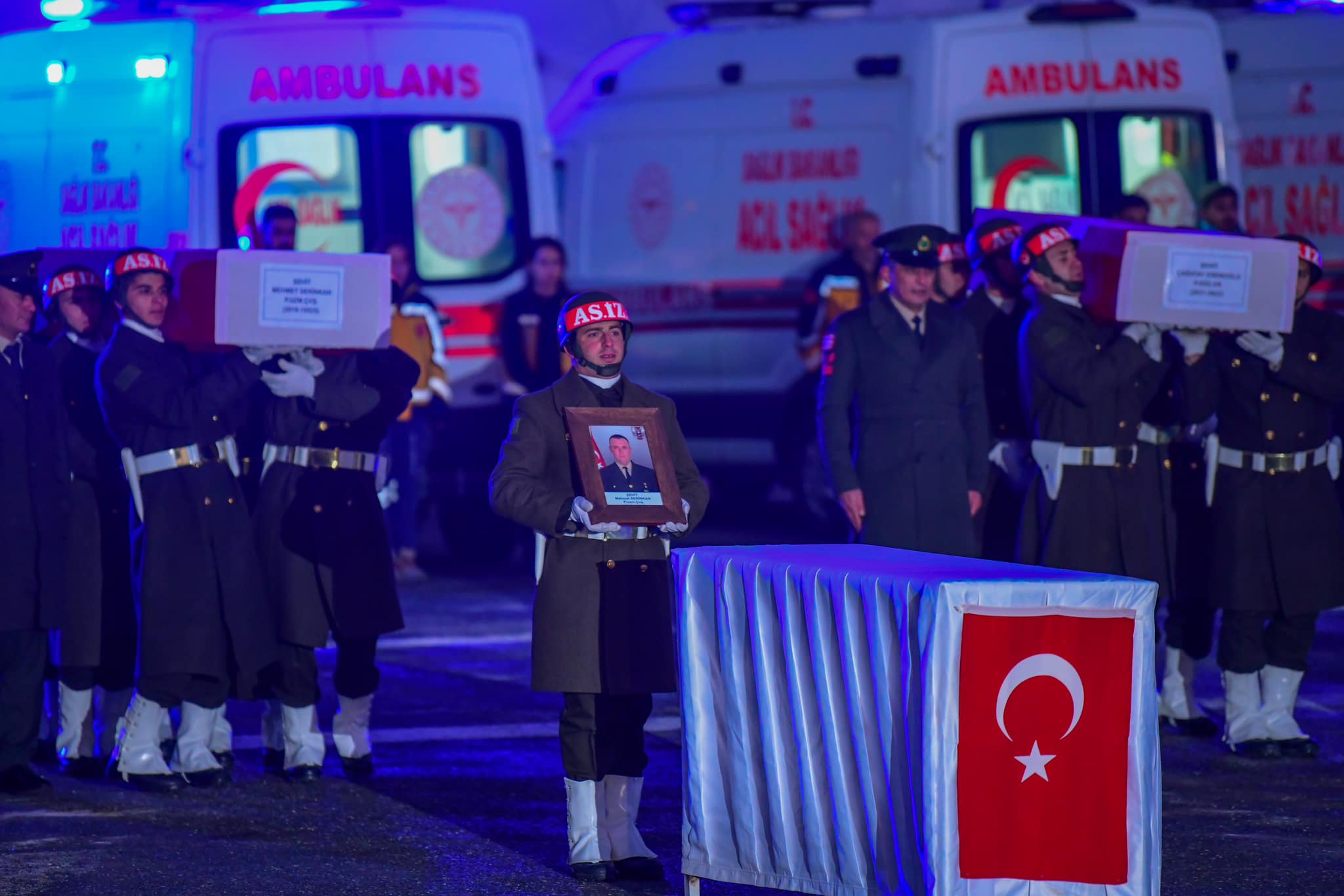 Pençe-Kilit Harekatı Şehitlerinin Cenazeleri Hakkari'de Uğurlandı