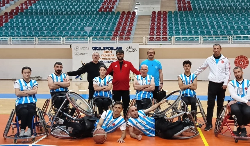 Sümbül Engelliler Takımı Diyarbakır'da galip ayrıldı