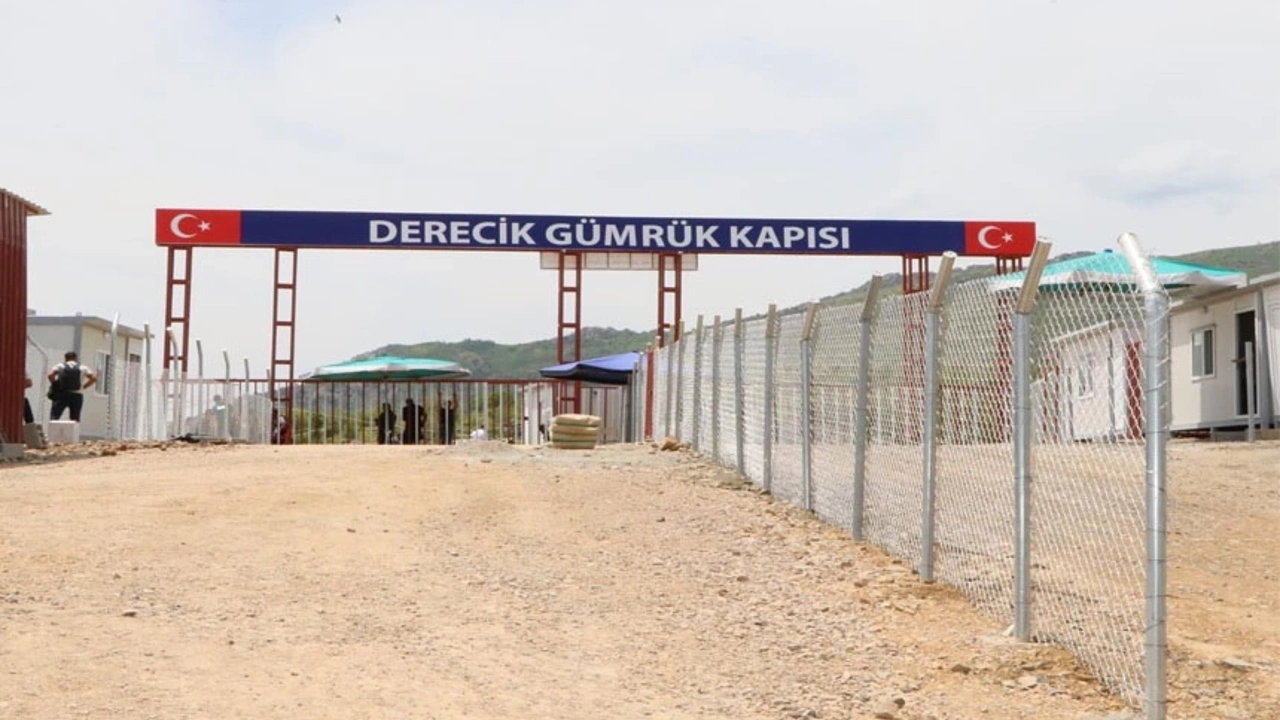 Derecik Sınır kapısı 1 gün süreyle geçişlere kapatılacak