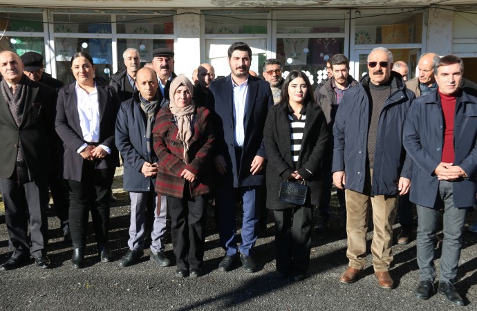 Hakkari milletvekili Düşünmez: Esendere'ye Tokat ve Rize'den askerler seçmen olarak taşınıyor