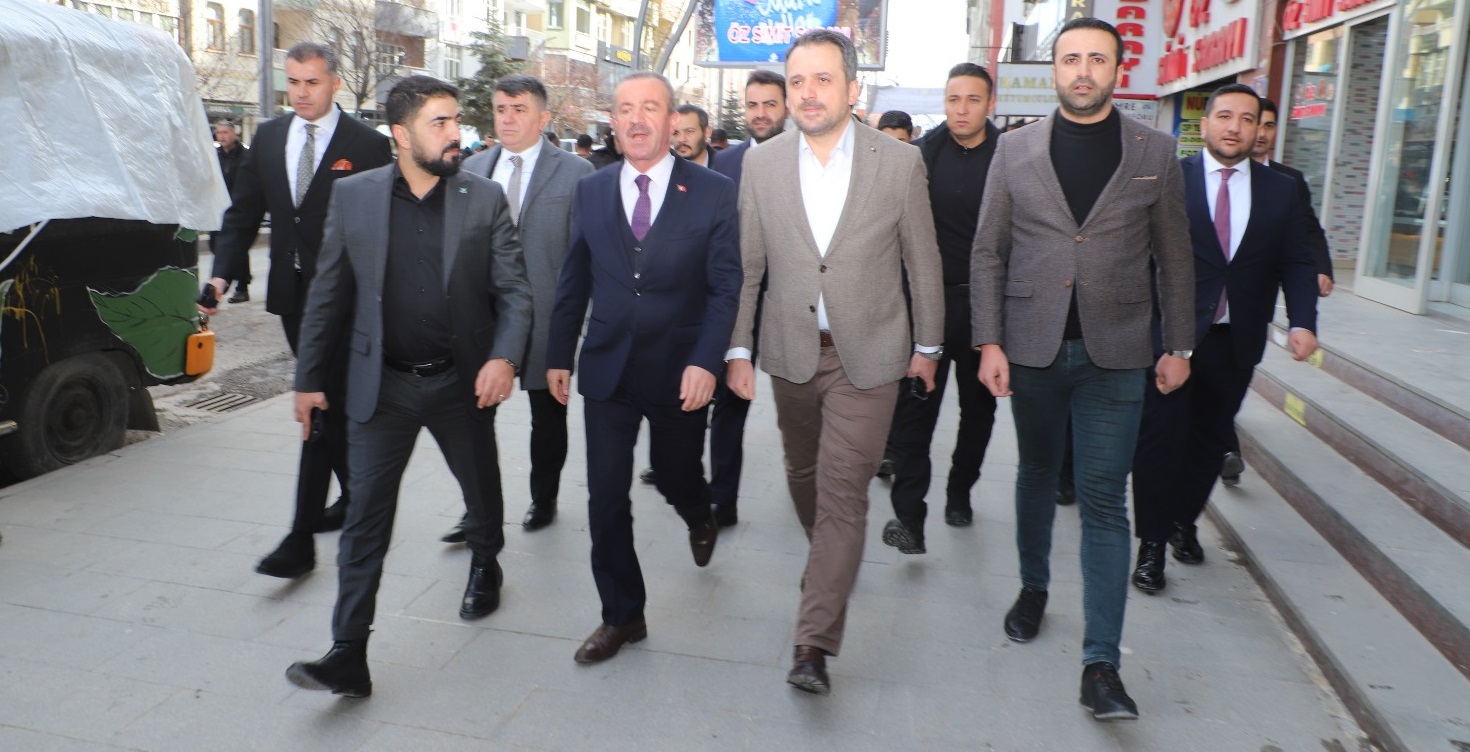 Bakan yardımcısı Eminoğlu Hakkari'de!