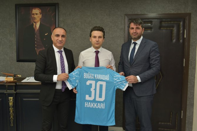 Hakkari Sportif kulübü yöneticilerinden Karadağ'a ziyaret