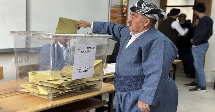 AK Parti 1514 oyla kaybetmişti: 7 binaya 4 bin 449 seçmen kaydedildi