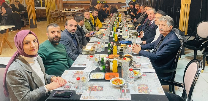 Başkan Kaya, Gazetecilerle bir araya geldi!