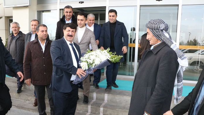 Başkan Adayı Ölmez'e Van’da karşılama!