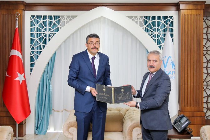 Vali Ali Çelik: Hakkâri'nin teşvik projelerine ihtiyacı var