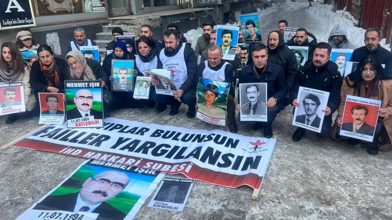 Yüksekova'da İHD ve kayıp yakınları, Mehmet Işık için adalet istedi