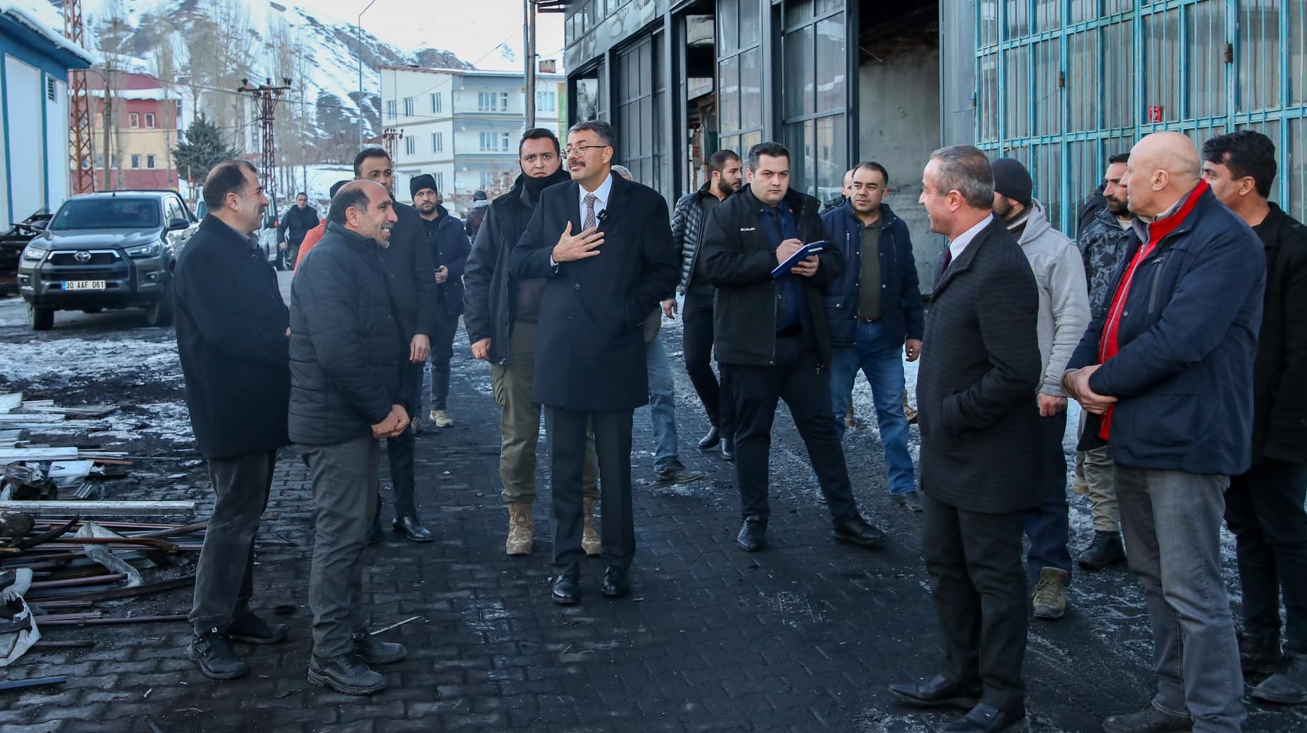 Vali Çelik, Sanayi Esnaflarını Ziyaret Etti