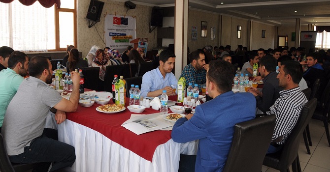 Hakkari'de 'Aile bilinçlendirme' toplantısı