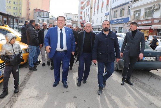 Karahanlı’dan Belediye başkan adayı Ölmez’e ziyaret