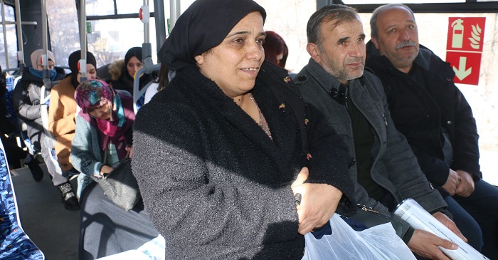 Türkiye’de ilk! Seçilmeden Hakkâri’de ücretsiz servis hizmetini başlattı