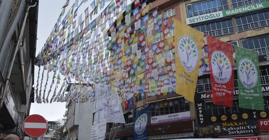 DEM Parti Hakkari seçim bürosu açılışına davet