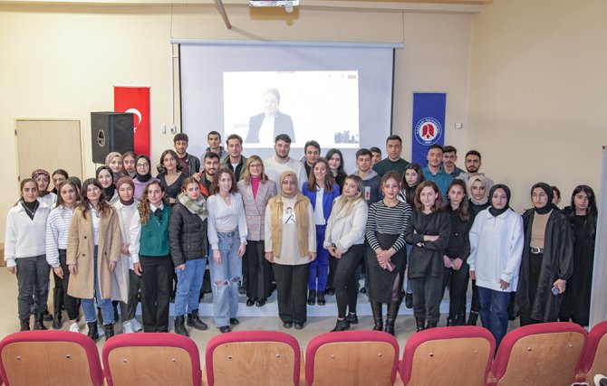 Hemşirelere "Çevrim içi eğitim" verildi