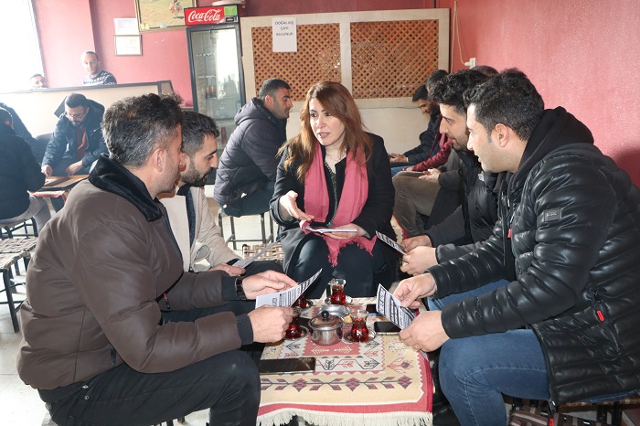 Hakkari’nin tek kadın muhtar adayı 8 erkek rakibine karşı yarışacak