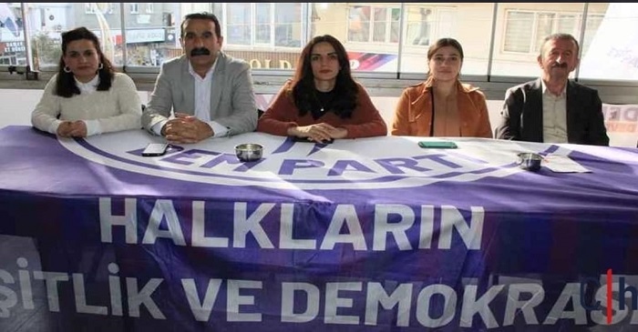 Akış ve Tekçe Tebrikleri Kabul Ediyor