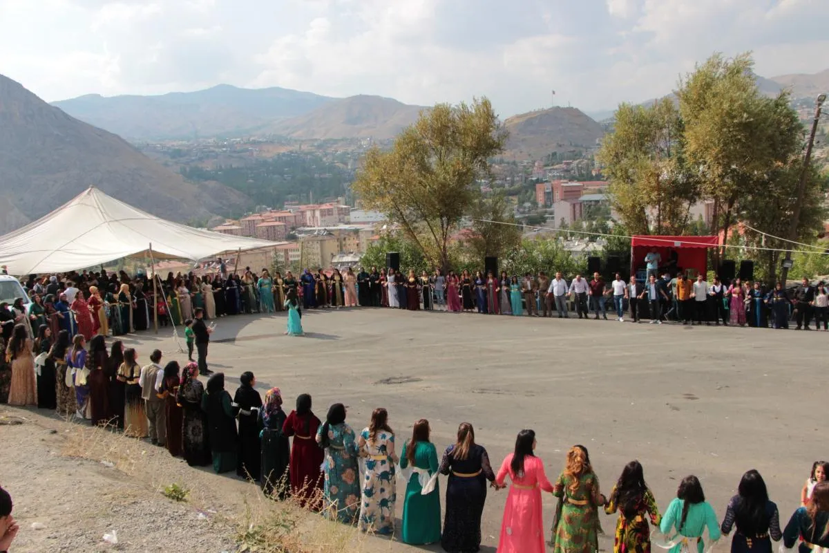Hakkari’de Düğün ve Altın