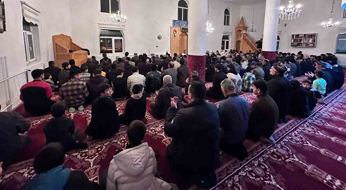 Yüksekova'da Berat Kandili İbadetleri