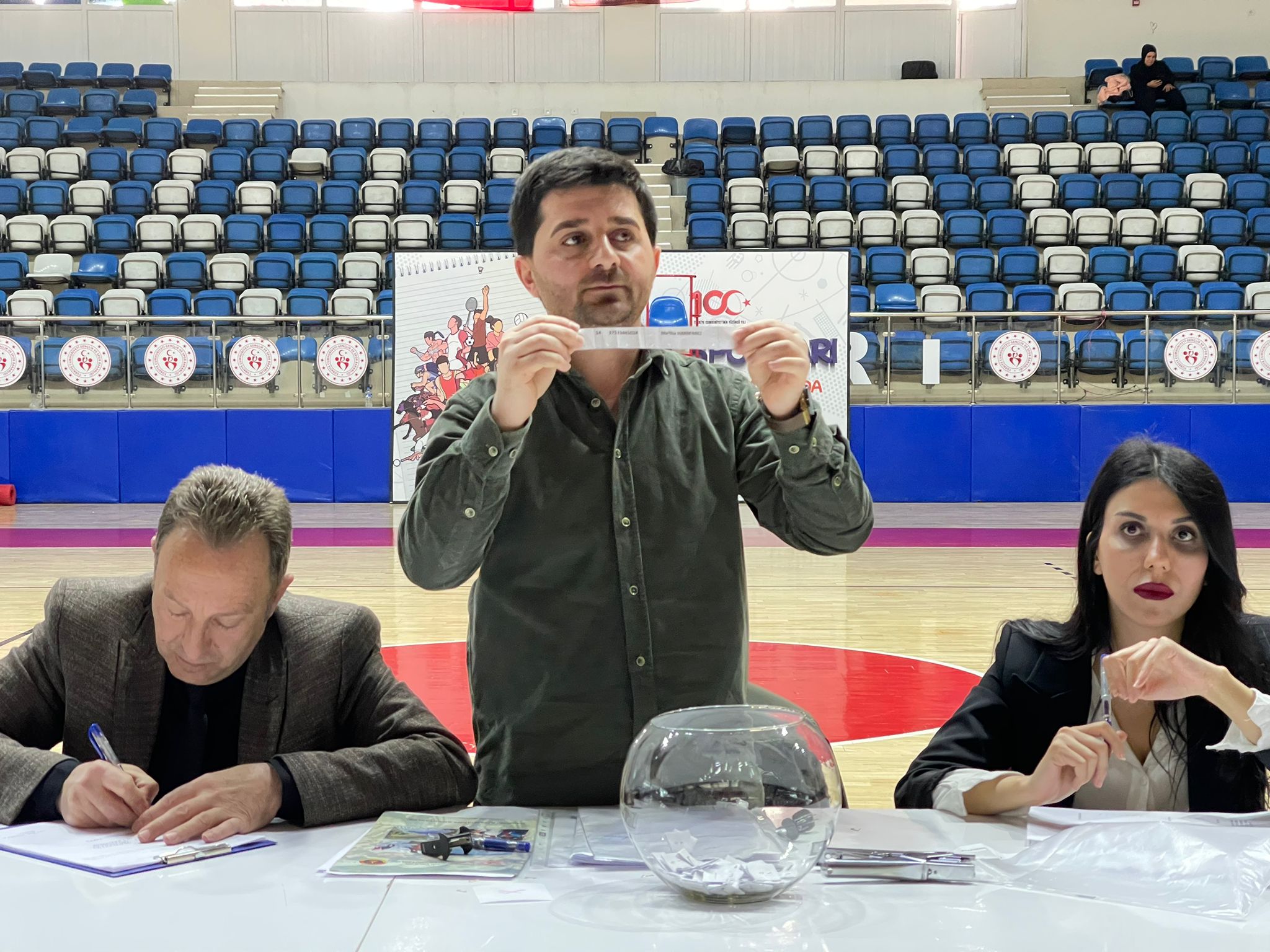 Hakkari'de 14 kişi için kura çekildi... İşte o isimler!