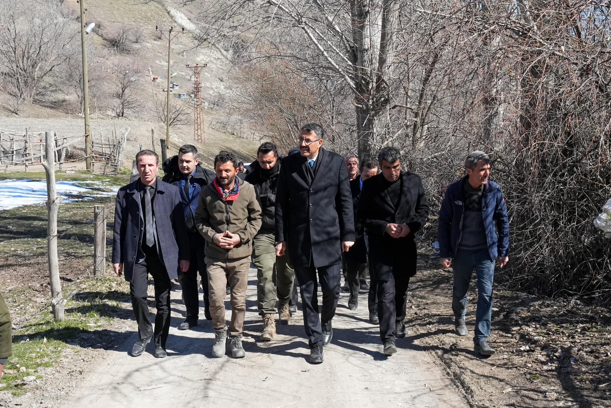 Vali Ali Çelik, Köy ziyaretlerinde bulundu