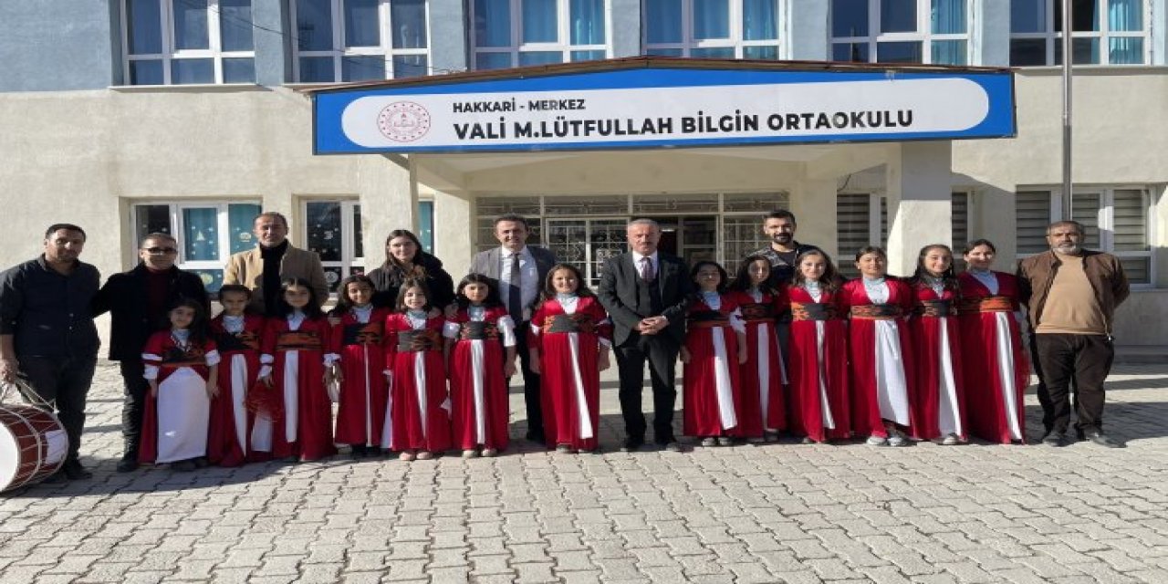 Başkan Kaya minikleri yalnız bırakmadı