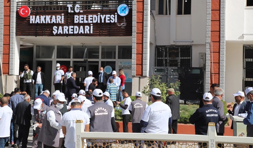 Hakkari Belediyesi çalışanlarına zam