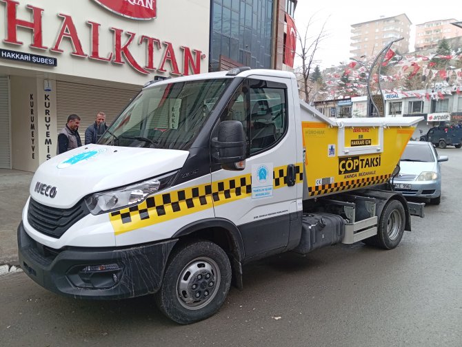 Hakkari Belediyesinden ikinci çöp taksi hizmeti